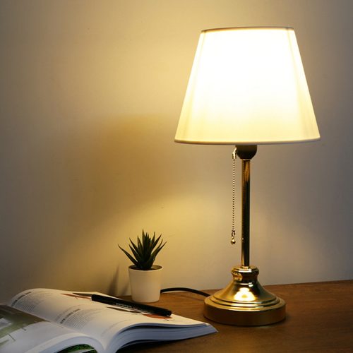 GP029-00111-1 Φωτιστικό επιτραπέζιο Harrison Megapap ύφασμα/μέταλλο/Mdf χρώμα λευκό/χρυσό 22x17x45εκ.