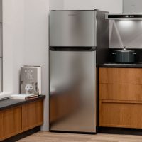 Ψυγειοκαταψύκτης Hyundai HRD24-2934X/NF No Frost με Συνολική Χωρητικότητα 283L και Ενεργειακή Κλάση E